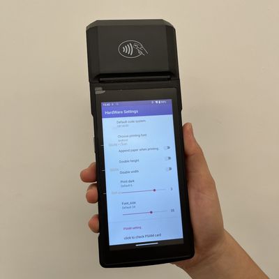 QR Code Compact Handheld Android POS Terminal With 35 Hours Battery